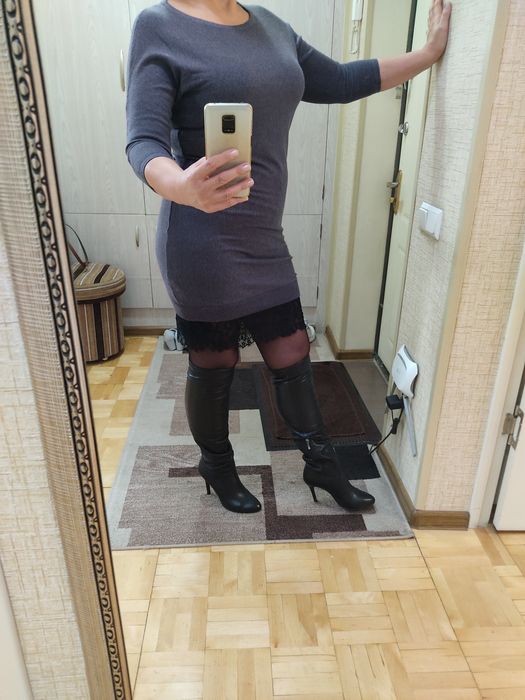 Платье серое трикотажное