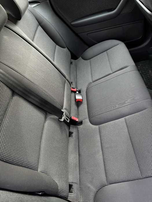 Audi a3, BP, An 2008,putere 140, bara fata S3, Uși S Line, culoare Gri