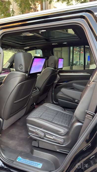 Cadillac Escalade Premium Luxury