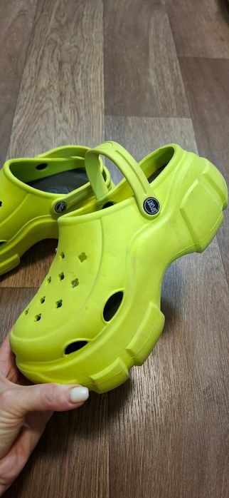 Стильные женские сабо на платформе