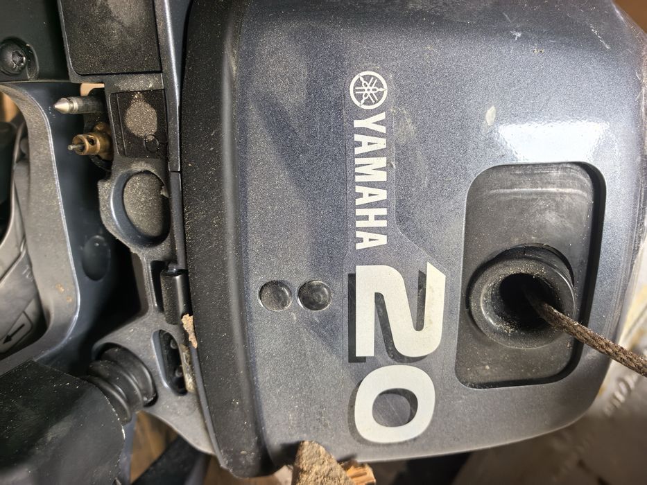 Срочный продается Ямаха мотор Ф 20