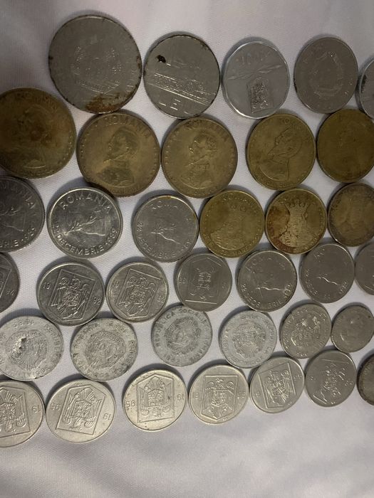 Vând colecție de monede vechi!
