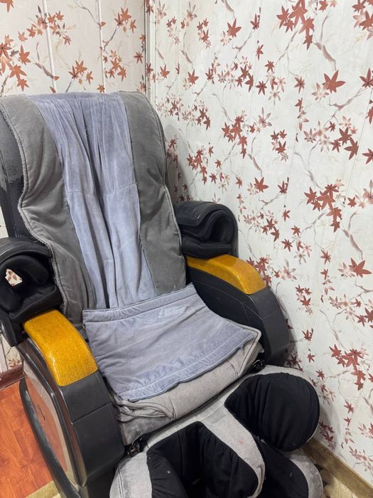 массаж кресло сотилади