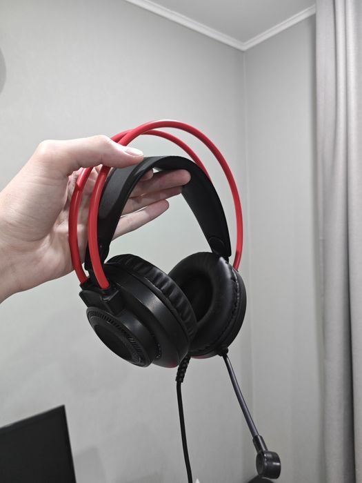 Продам игровые наушники