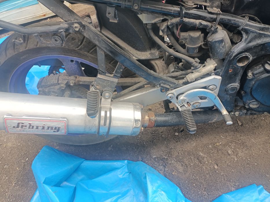 Здравствуйте продаю мотоцикл модель Suzuki