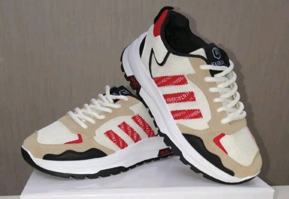 Летние кроссовки 40 размер