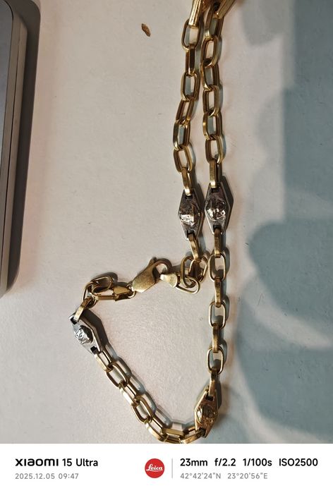 Продавам златни обеци 14к