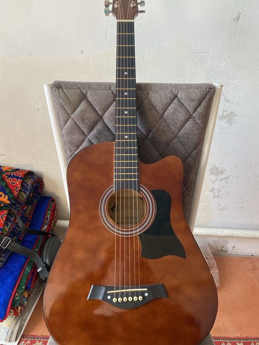 Гитара 30мын электроакустика анкерныи болт бар