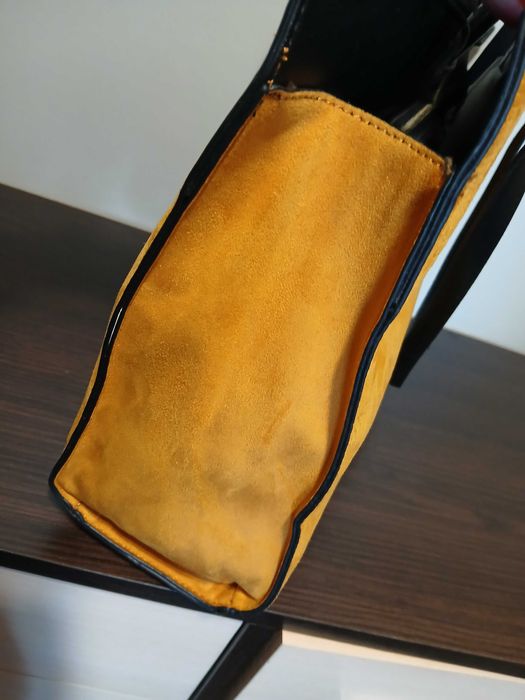 Продавам дамска чанта Parfois