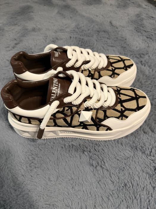 Valentino  Garavani One Stud XL