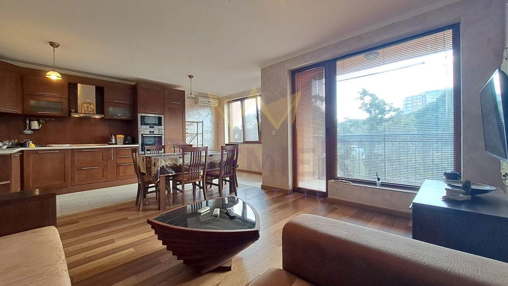 Дава се под наем Тристаен апартамент в к.к. Златни пясъци - 120 кв.м за 612 € - Снимка #2