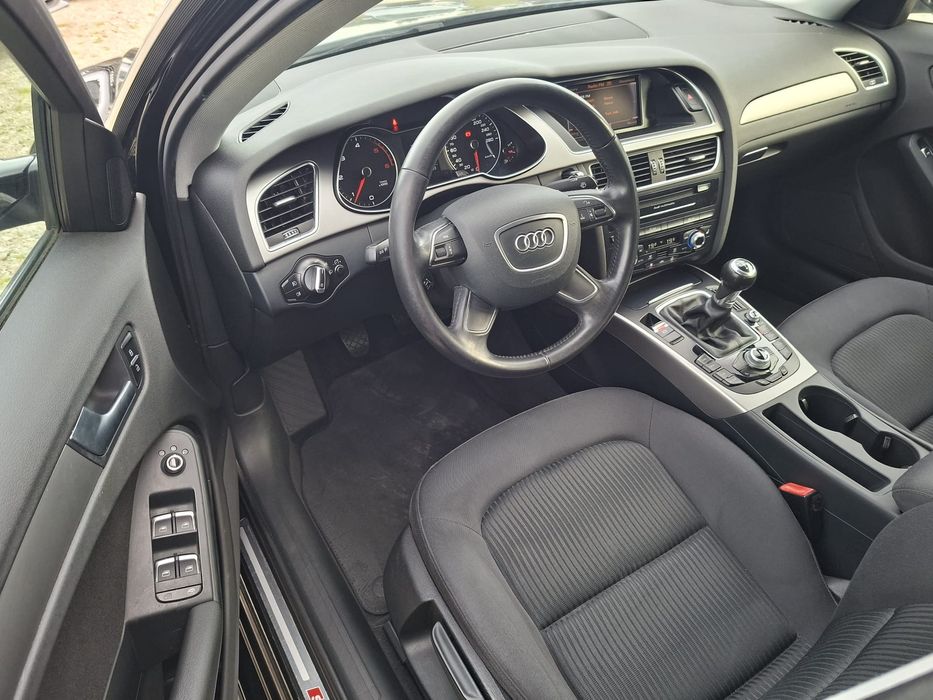 Audi A4 B8.5 ~ 2014/ 2.0d 136 Cp/Navi/Xenon/Camera/Led/S-line