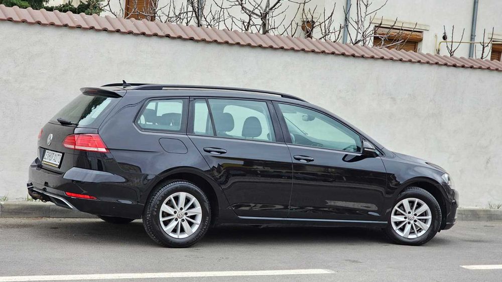 VW Golf 7.5 Facelift 2019 1.6TDI 116cp Manual Distronic Line / TOP