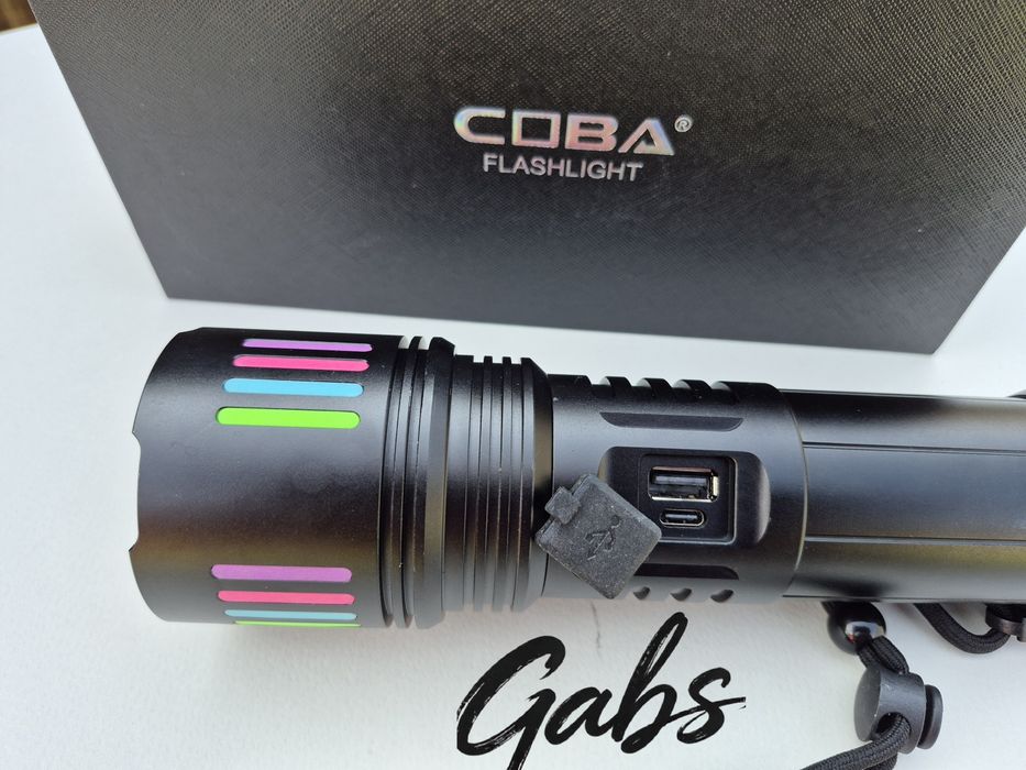 Мощен алуминиев  LED фенер COBA CB-W517 ,2000м