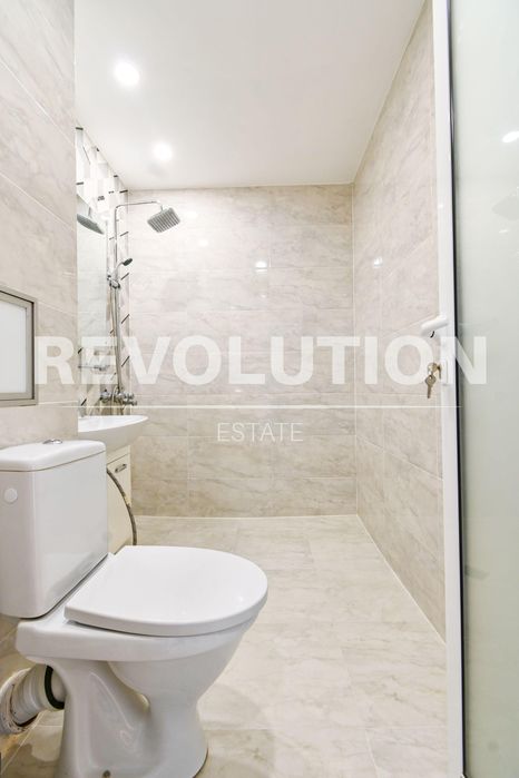 Двустаен апартамент в ж.к. Полигона.