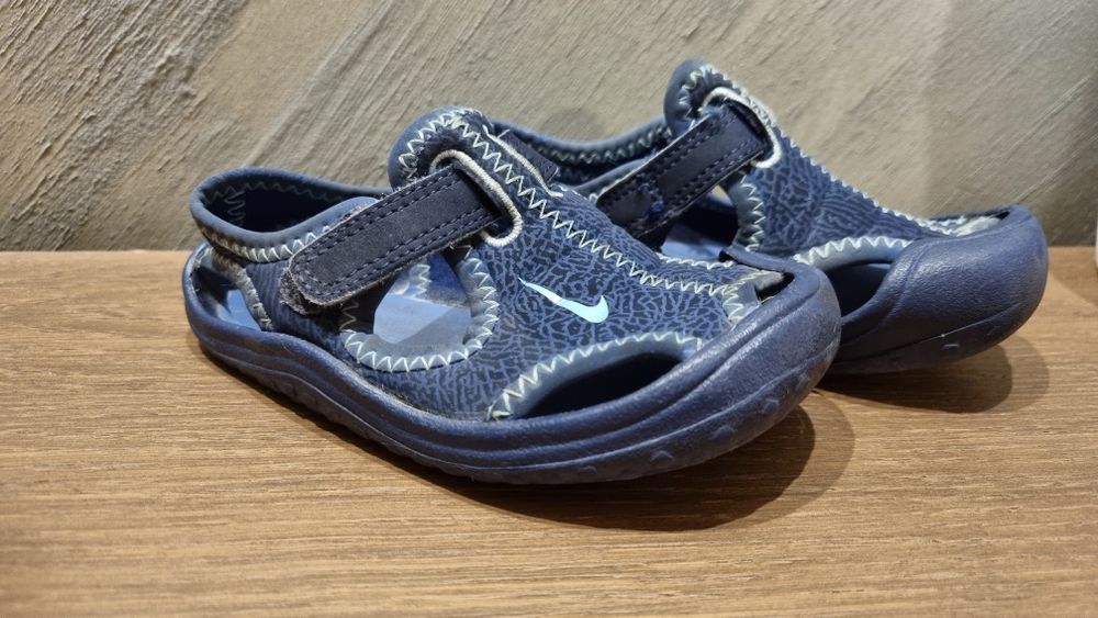 Сандали Nike sunray