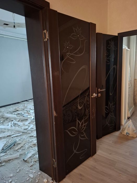 Двери и люстры срочно!!!