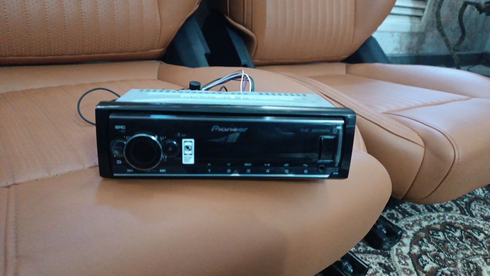 Pioneer  S520BT пионер