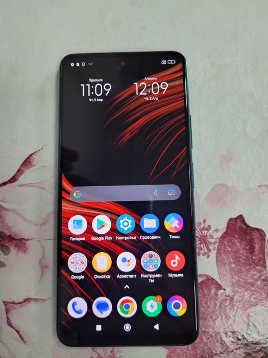 Продам мощный игровой телефон