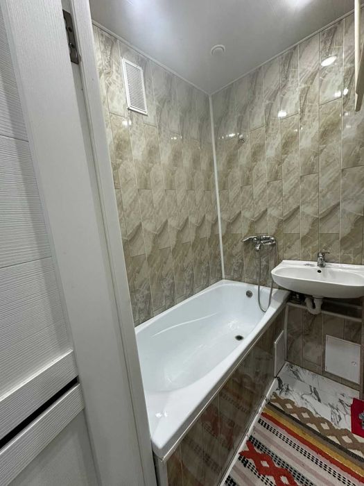 продам 2 комнатную квартиру