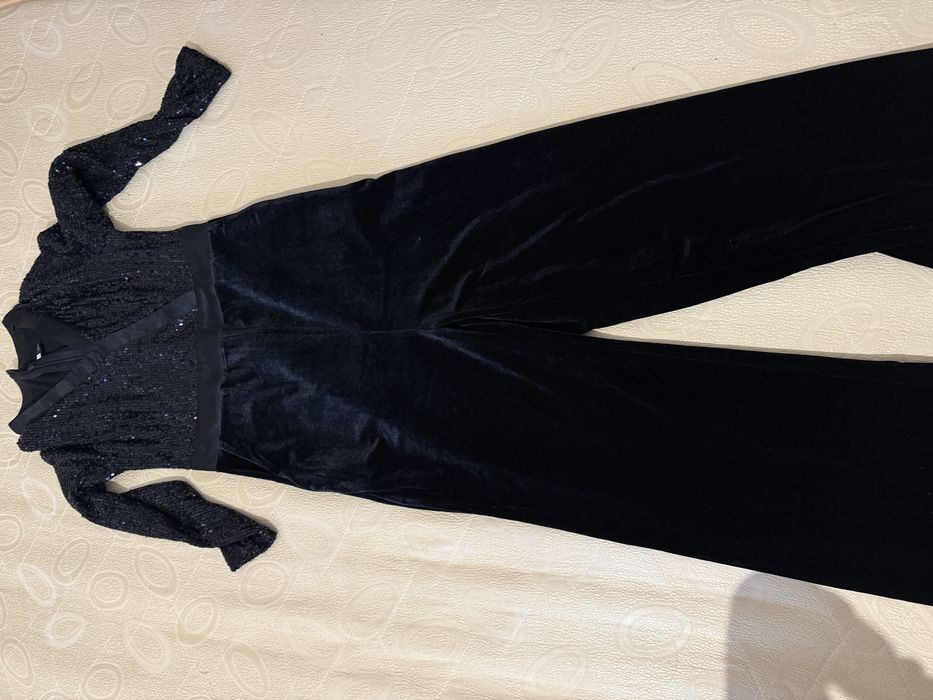 Комбинезон нарядный