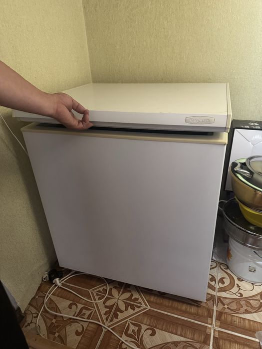 Продам Морозильник бирюса.