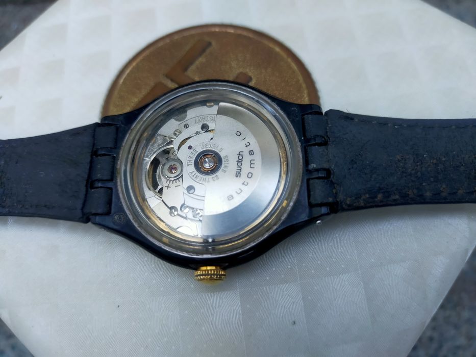 Ceas de mana Swatch Automatic model deosebit Skeleton