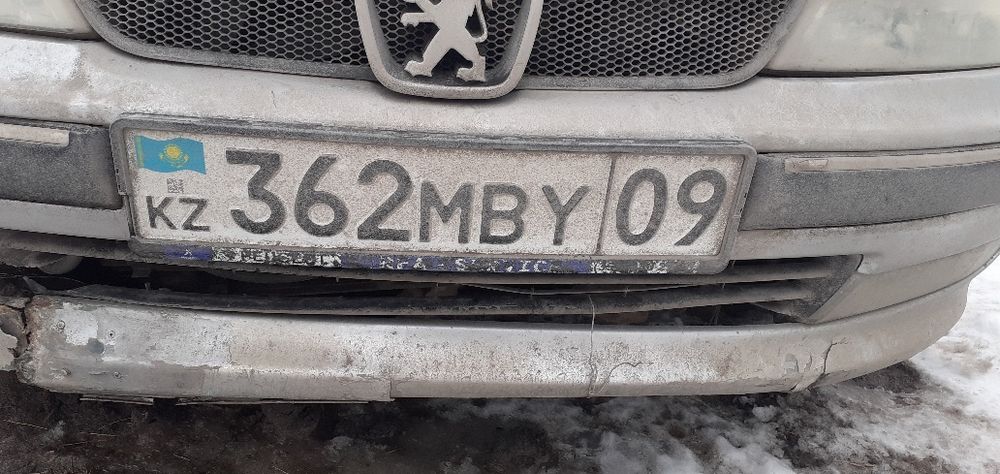 Продам машину срочно