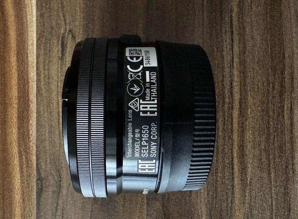 Обектив Sony E 16-50 f3,5-5,6 PZ OSS