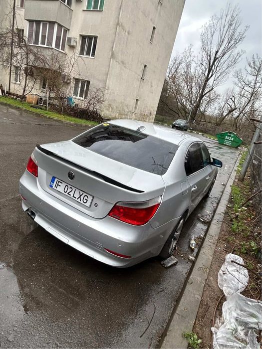 Vand sau schimb bmw e 60 522i