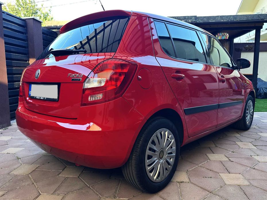 SKODA Fabia 2010 — imagine 3
