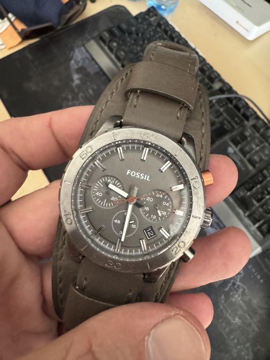 Часовници за продажба