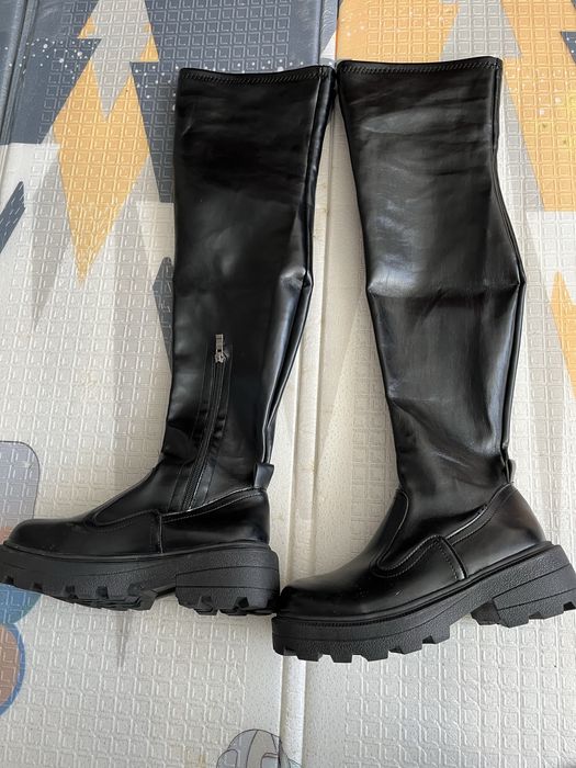 Продам ботфорды новые