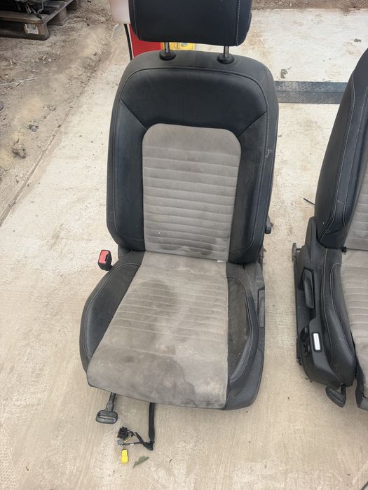 Седалки от фв пасат 8 / салон от vw passat 8