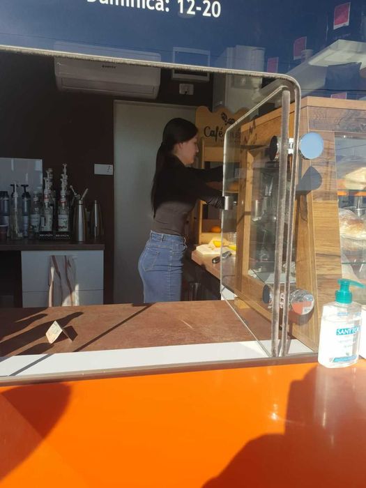 Afacere la cheie - Cafenea "To Go"