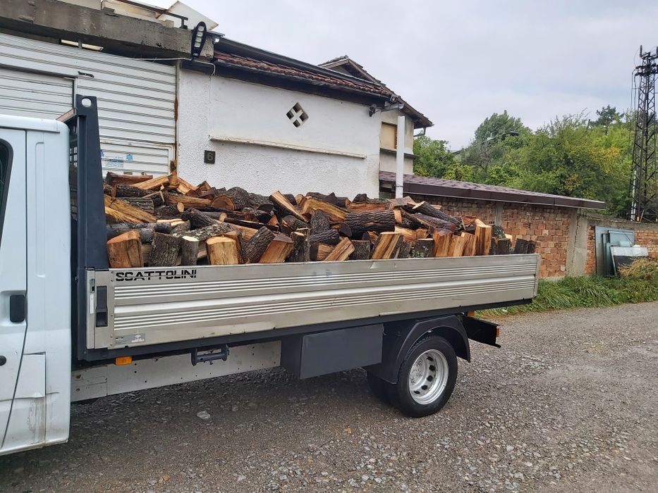 Дърва за огрев нарязани и нацепени бук и дъб Безплатен транспорт