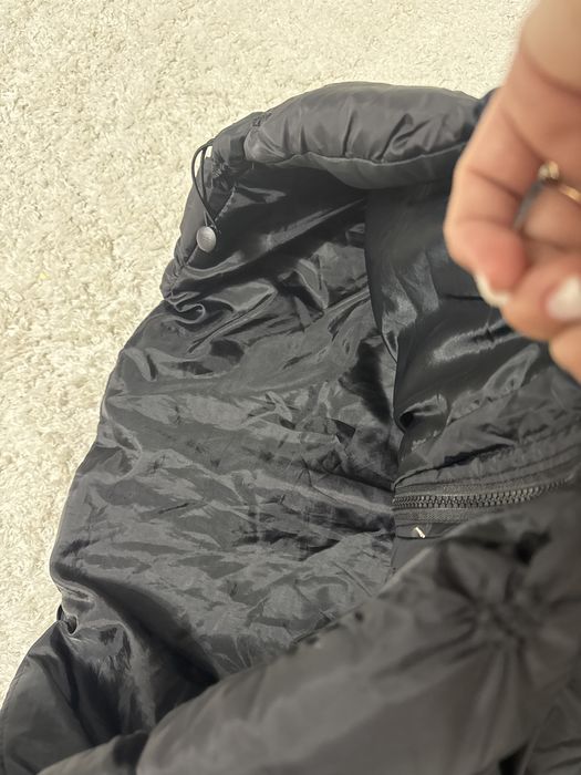 Продам куртку размер С