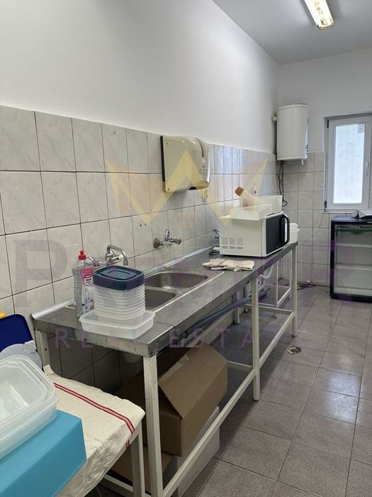 Дава се под наем Заведение в Варна, Бриз - 135 кв.м за 1000 € - Снимка #5