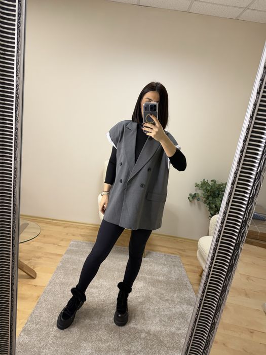 Дамски елегантен елек без ръкави