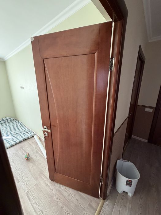 Продам двери в сборе, недорого