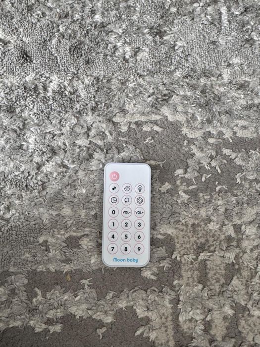 Шезлонг-качалка электронный для малышей