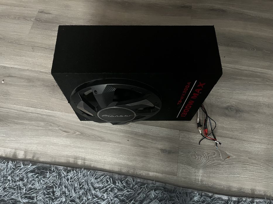 Subwoofer auto 1300w MAX