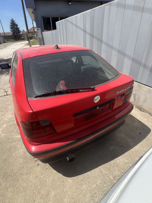 BMW e36 1.8  НА ЧАСТИ