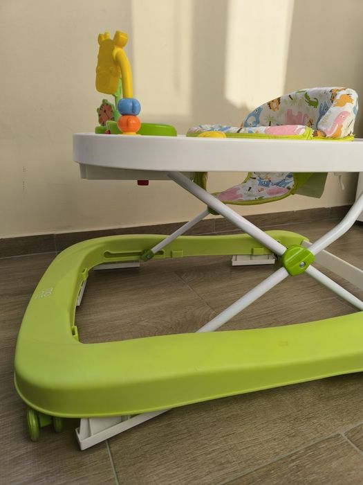 Столче за хранене, проходилка, Уокър, активна гимнастика, малка кошара