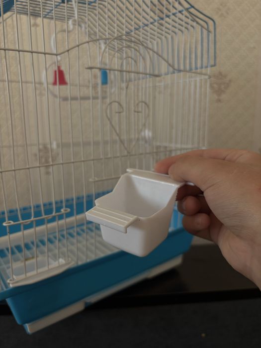 Продам клетку для попугая