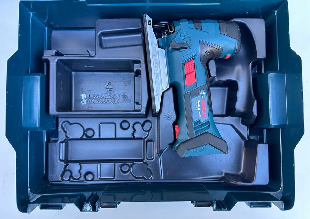 BOSCH GST 18V-Li S - Нов акумулаторен прободен трион 18V