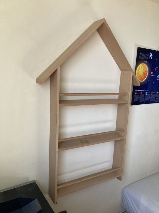 Raft Montessori tip casuta