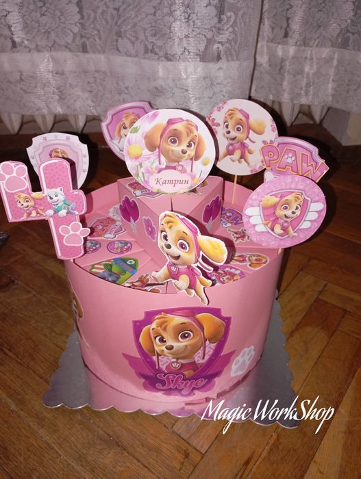 Картонени торти за рожден ден