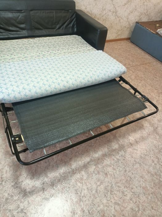Продам диван кровать кожа