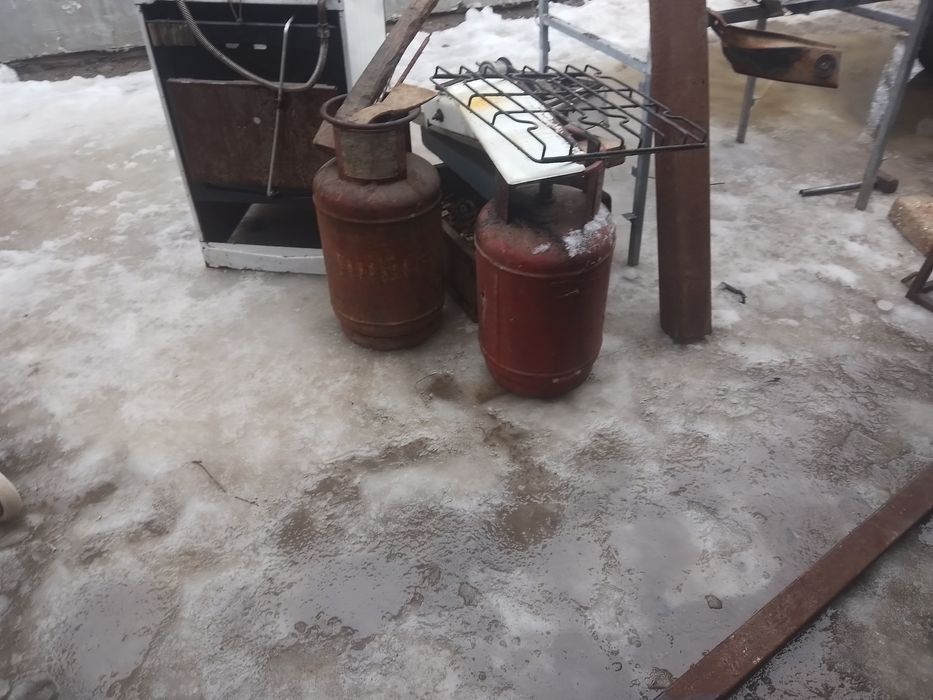 Продам 2 газовых болона